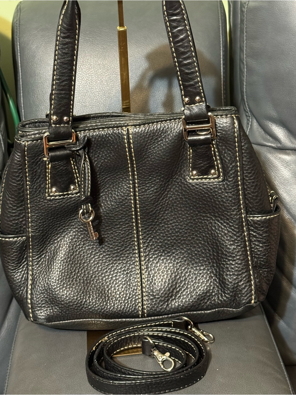 Fossil Black Pebbled Leather Shoulder Satchel with Contrast Stitching
